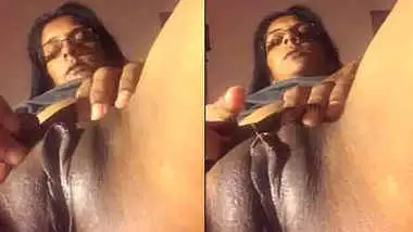 Horny Nri Aunty Fingering Her Juicy Pussy With Loud Moanas Again Free