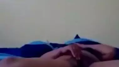 Desi Horny Bhabi Fingering Hairy Pussy