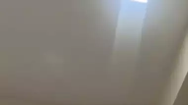 Round boobs Indian maal nude private show for lover