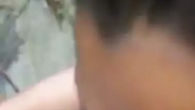Guy cums on his GF’s face during hot outdoor sex