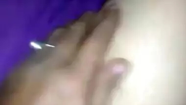 Seducing sister in law sudha by hiking saree