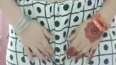 Newly married desi nude lady shows her milky boobs