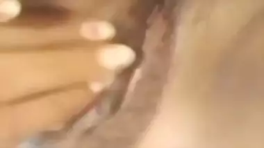 Cute Indian XXX teen showing her sweet boobs and pussy on cam