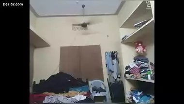Telugu bhabi saree changing mms
