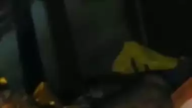 Gadchiroli aunty in saree sucking cock and spreading