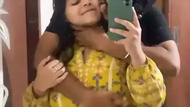 Beautiful tanker wife boob press and doggy viral sex