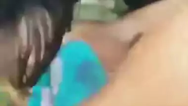 Cameraguy films his friend fucking Desi girl's XXX cave outdoors