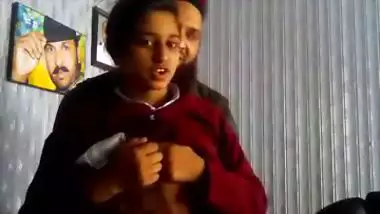 Maulana fucks an 18-year-old girl in Pakistani sex MMS
