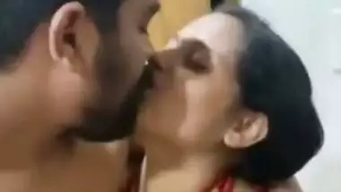 Romantic couple’s Indian sex video from their vacation