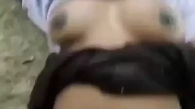 Tamil girl outdoor fucking on the rocks with boyfriend