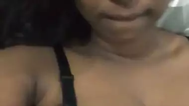 Indian milf nude selfie