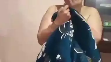 Nude milf exposes her big boobs in front of her son-in-law