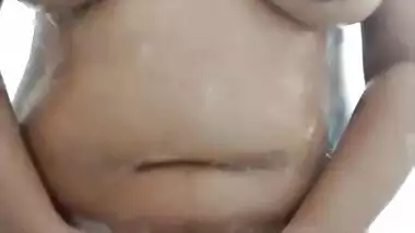 Big Boobs Desi Babe Ashrina On Cam part-6