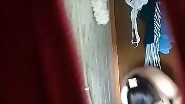 Desi Girl Bathing Video