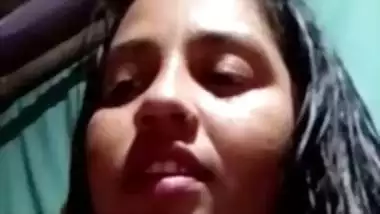 Chubby village aunty shows nude figure on video call