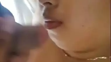 Sexy mature Bhabhi blowjob cum facial