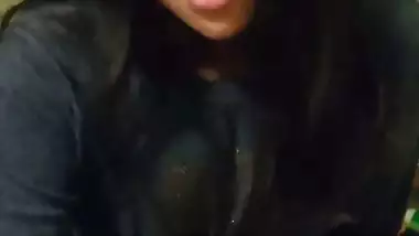 Beautiful GF shaking sex shaft of her BF