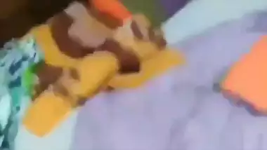 Stepsister sucking big dick of brother in incest sex clip