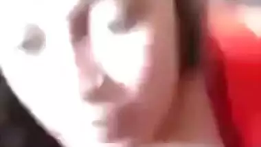 A quick desi blowjob of Bihari Bhabhi to her lover