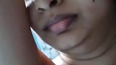 Tamil hot wife erotic tease MMS video