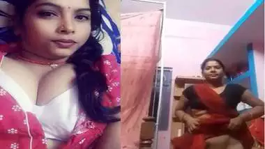 Desi Village Bhabhi Lifting Saree Pussy Show free xxx movie