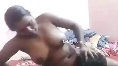 Tamil maid pussy licking by house owner son viral MMS