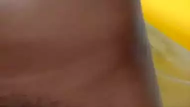 Lankan college teacher nude on video call MMS