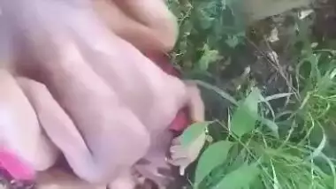 GF fucked in jungle viral xxx Indian outdoor