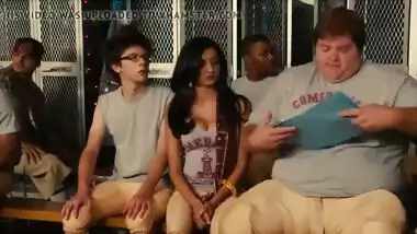 Noureen DeWulf - ''The Comebacks''