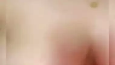 Bengali busty lady nude shows on video call to boyfriend