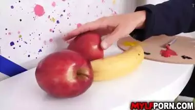 Smoking hot MILF artist India Summer loves doing nude fuck painting session with her favorite model Johnny Castle.