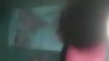 Lovely Indian girl undresses to please BF with outdoor XXX blowjob