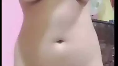 Young Bengali viral girl naked show for boyfriend