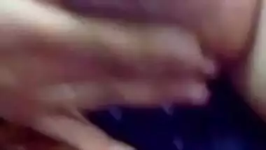 Desi aunt showing her got boobs