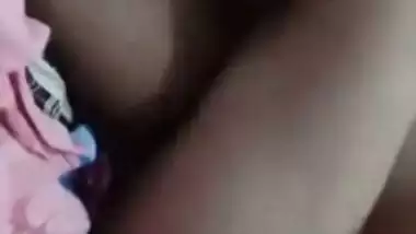 Dilettante sexy Desi girl fucked hard by lover