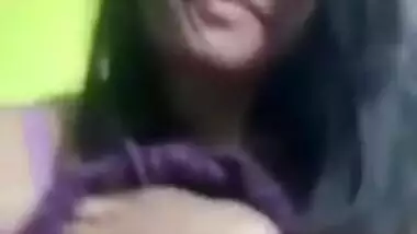 Sexy Bengali Girl Showing