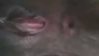 Indian nude girl shows her hairy wet pussy