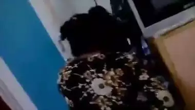 Indian MILF allows guy to film a XXX story about her sex body parts