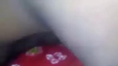 Bangladeshi Married couple in house romance and sex video leaks