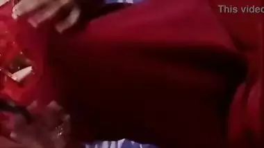 Sexy girlfriend ne dikhaya boobs desi indian viral mms