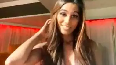 Full video of nude poonam pandey interview with fans
