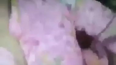 Cute Kolkata girl fingering wet pussy viral video MMS