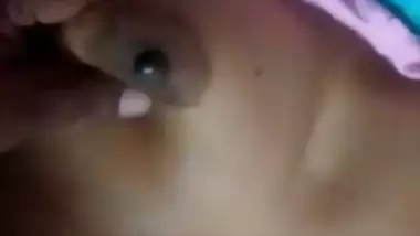 Milking Indian aunty while fucking