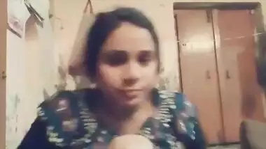 Beautiful Indian Cute Collage Girl Showing Boobs And Pussy