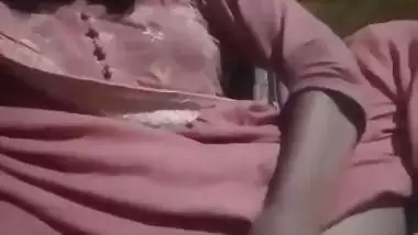 Shy girl fucks her pussy with a brinjal in xxx viral MMS