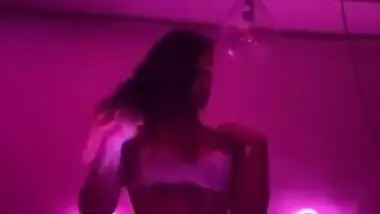 Indian College Girl Sucking Dick After The Club