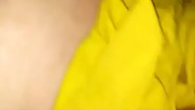 Newly married bhabi pussy fingered by husband