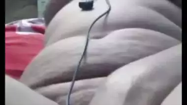 Chubby Bengali bhabhi fingering nude on video call