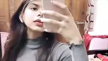 Desi Girl No Bra Visible Nipple