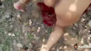 Desi sex video of a village couple fucking in the forest